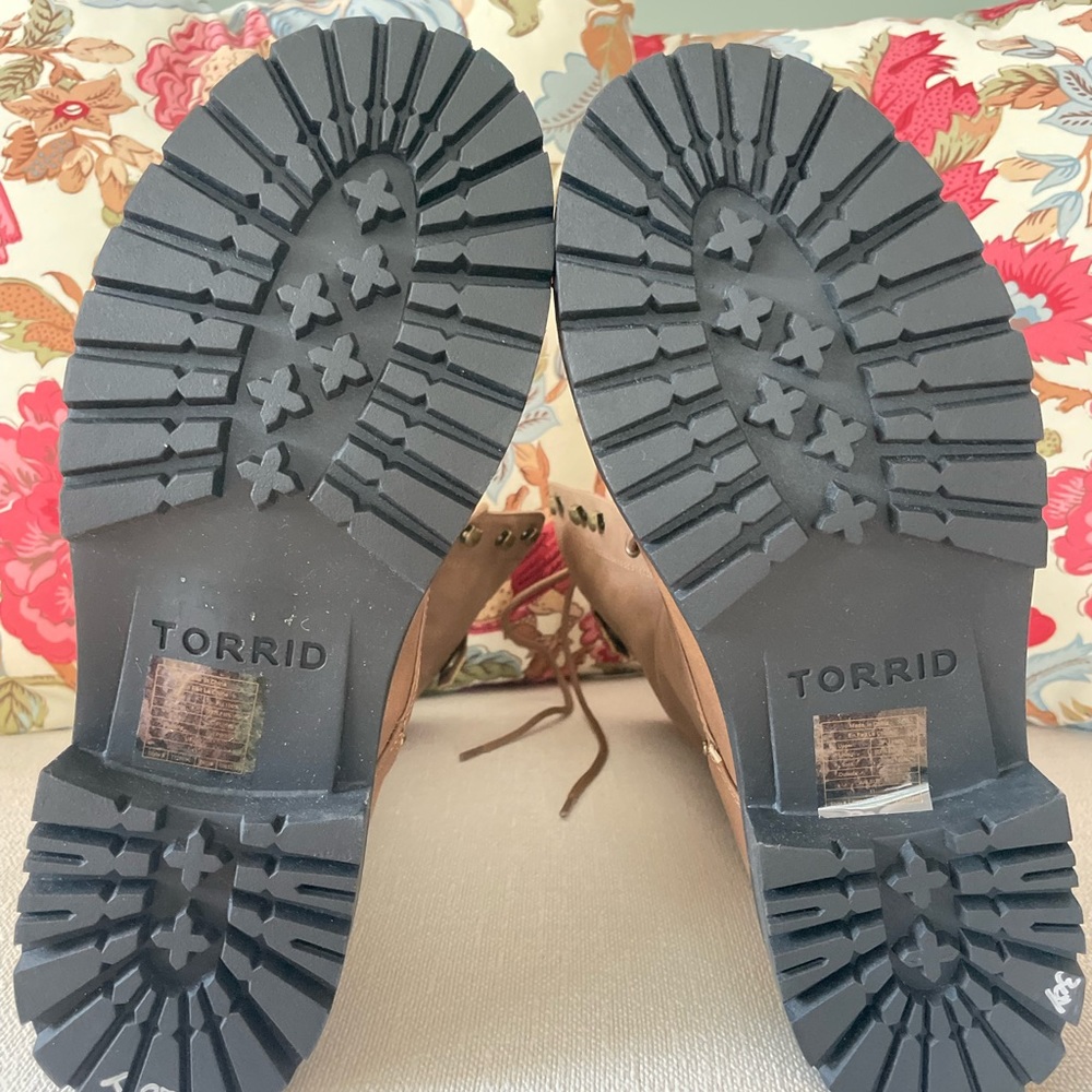 TORRID Brown Combat Boot • Size 11 • NWT  🍁 - Picture 14 of 14